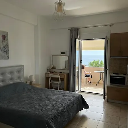 Pelini Apartment Kalamaki  Exterior photo